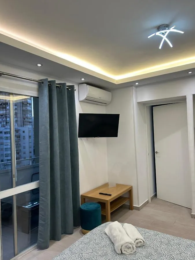Luxpro Suite - Torremolinos City Lägenhet